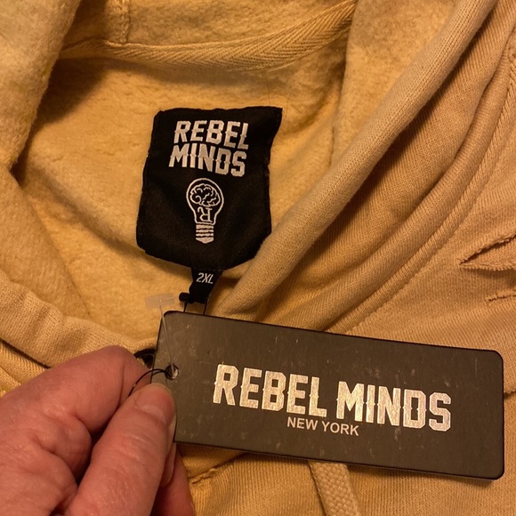 Rebel Minds distressed soft yellow hoodie 2XL. NWTs. T107 - Picture 6 of 7